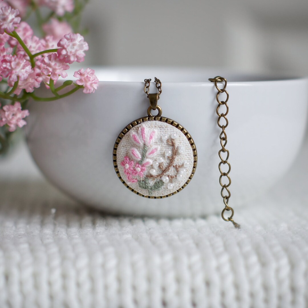 Floral Embroidered Pendant Necklace with Pink Flowers and Pearls